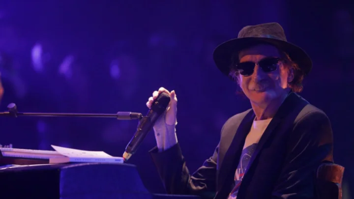 Charly le dedicó «el hit del verano» a Macri