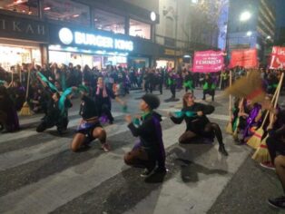 IMG_20190603_185414368_BURST000_COVER_TOP