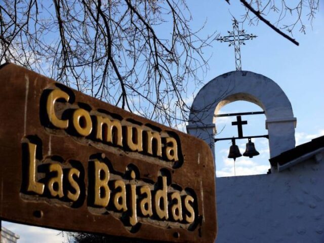 Un camionero volcó en Las Bajadas y perdió la vida-La Ola Digital