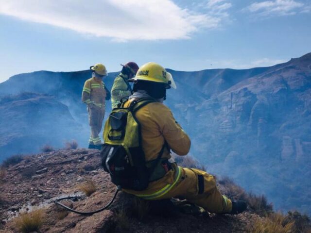 Incendios controlados en Córdoba-La Ola Digital