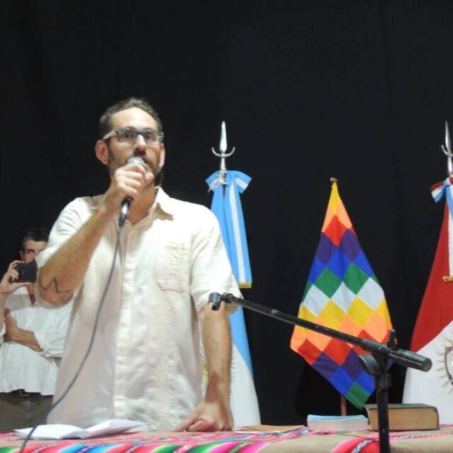 Amenazas y destrozos en la casa del jefe comunal de Villa Ciudad Parque-La Ola Digital