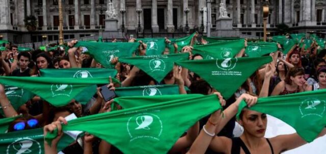 Pañuelazo por la legalización del aborto