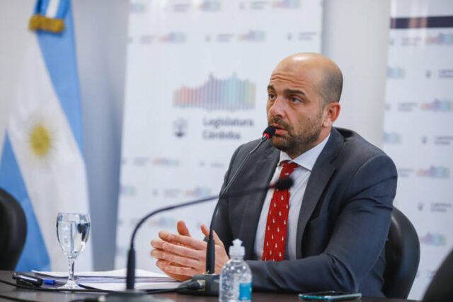 Desde la Legislatura se analizó la situación del transporte de pasajeros provincial