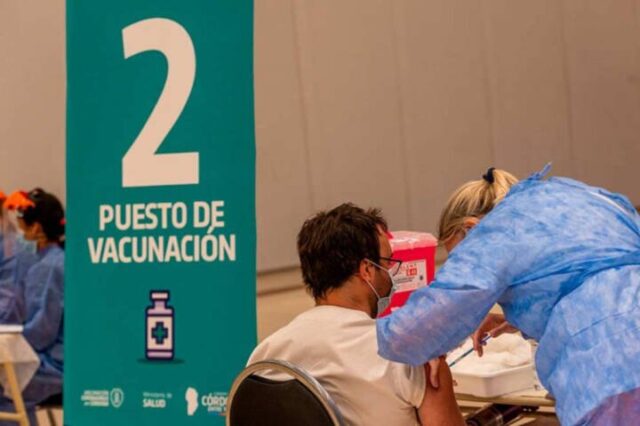 El martes se vacunaron 1.609 personas contra el coronavirus