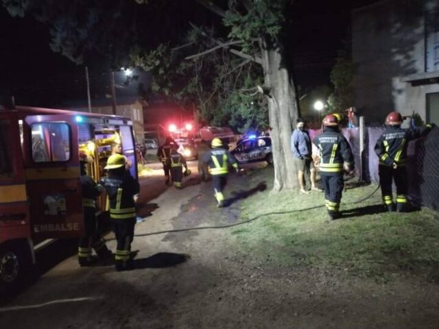 Otro incendio en una vivienda de Embalse-La Ola Digital