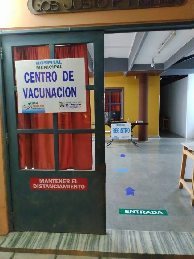 San Agustín ya vacunó a sus 20 primeros adultos mayores de 70 años-La Ola Digital