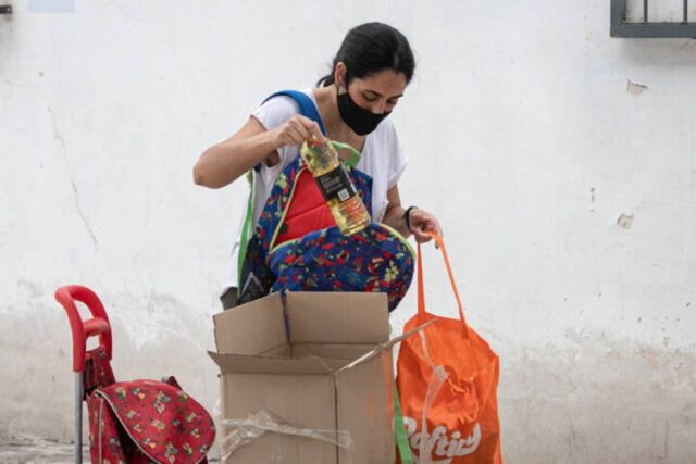 Paicor: junto con los módulos alimentarios se entregaron kits de barbijos