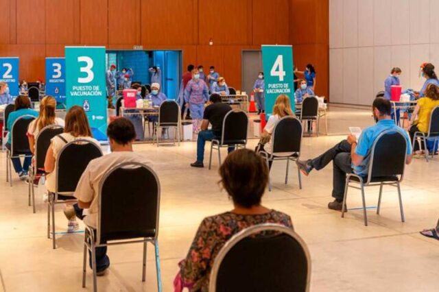 El miércoles se vacunaron 13.536 personas contra el Covid-19