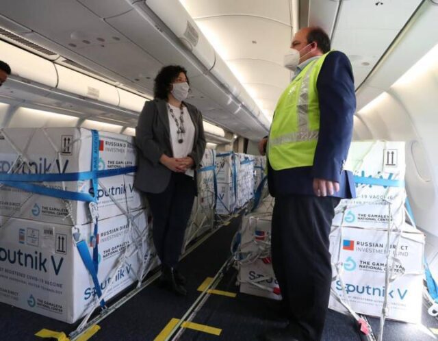 La semana pasada llegaron 2 millones de vacunas