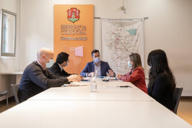 Córdoba comienza a vacunar a mayores de 45 años con comorbilidades