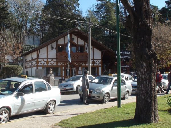 Se viene un aumento en la tarifa de los remises en Villa General Belgrano -La Ola Digital