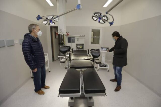 Schiaretti recorrió la ampliación y refuncionalización del Policlínico Policial