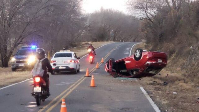 abandonó su auto de alta gama