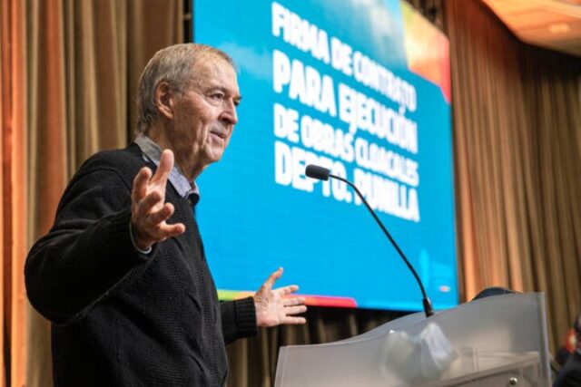 El Gobernador anunció que completará el saneamiento del lago San Roque