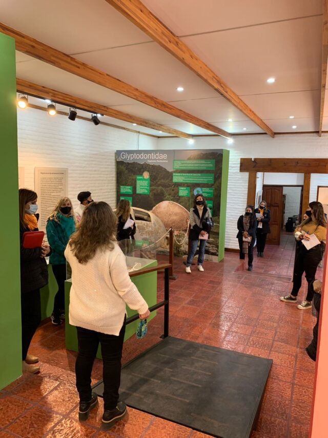 Capacitación de registro patrimonial y digitalización de la Colección del Museo de Santa Rosa-La Ola Digital