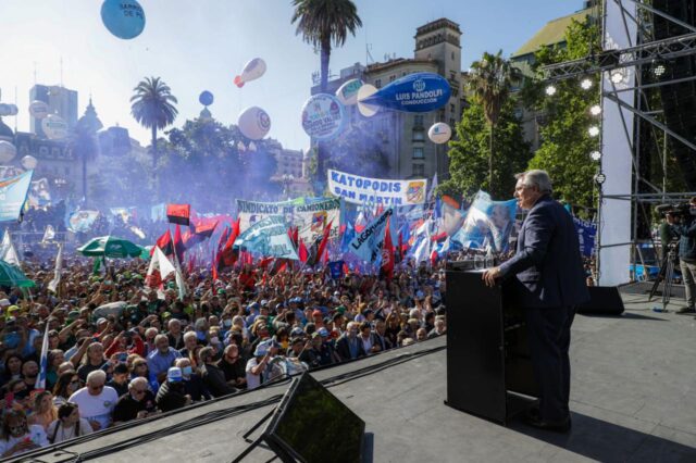 “El triunfo no está en vencer sino en nunca darse por vencido”