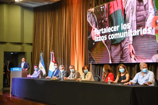 La Provincia construirá diez Centros Deportivos Recreativos y Sociales en la Capital