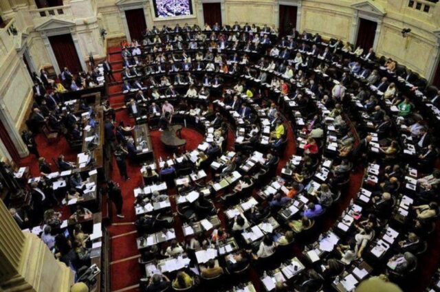 Diputados debate el presupuesto 2022