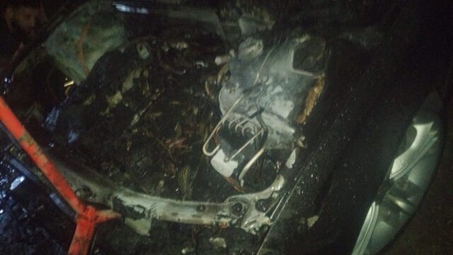 Un Audi A4 se incendió anoche en Embalse-La Ola Digital