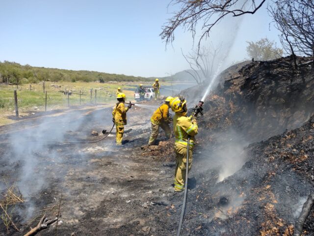 Media hectárea de pastizales quemadas en Embalse-La Ola Digital