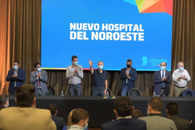 "Porque si hay una realidad es que la crisis que ha originado más pobreza y más desocupación"