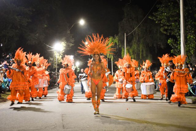 Más de 30 mil personas pasaron por los Carnavales del Río 2022-La Ola Digital