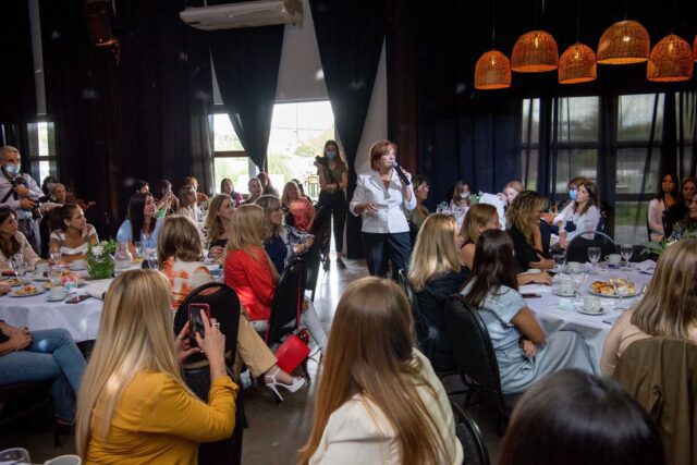 Más de 200 mujeres participaron del inicio del Mes de las Mujeres Protagonistas
