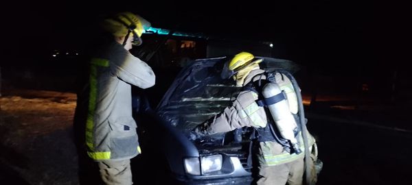 Los Reartes: se incendió un vehículo