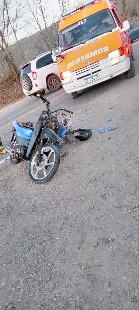 Un motociclista terminó hospitalizado tras sufrir un accidente en Villa General Belgrano-La Ola Digital