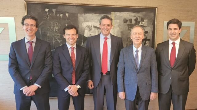 "Acabamos de firmar un acuerdo con el Deutsche Bank de España", informó Schiaretti-La Ola Digital