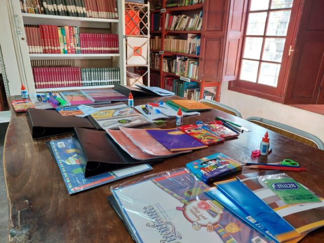 Villa del Dique entregó más de 380 kit de útiles escolares