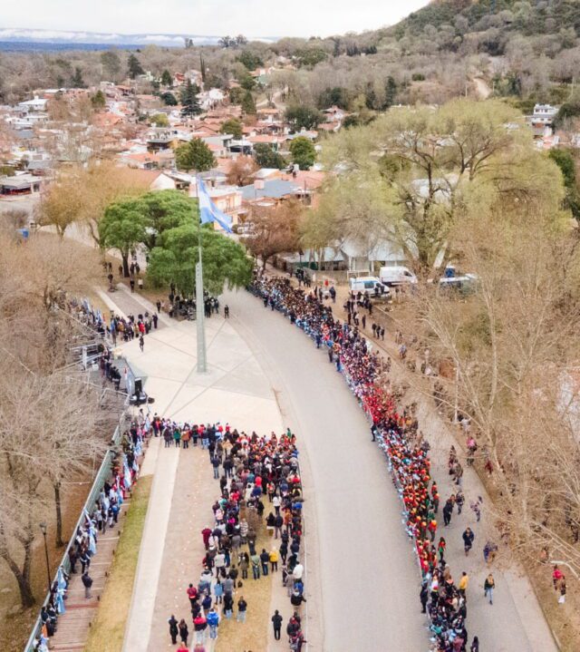 Santa Rosa convocó a una multitud en el acto institucional por el 17 de agosto-La Ola Digital