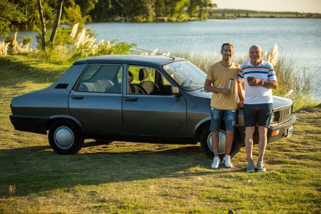 Villa Rumipal apuesta al 9º Encuentro Nacional de Renault 12 para el finde largo-La Ola Digital