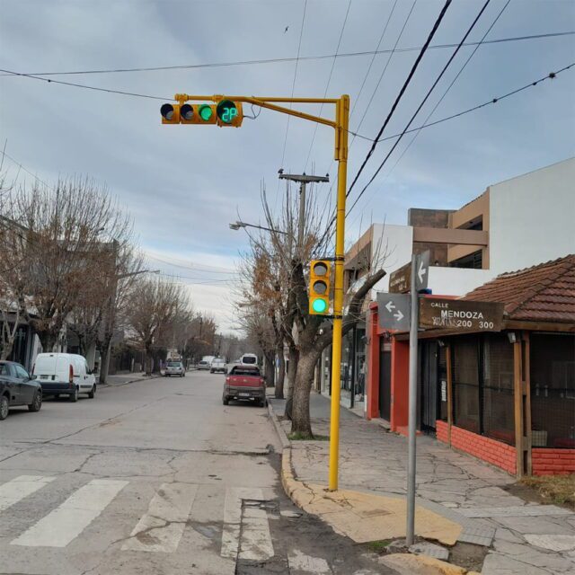 Nuevos semáforos en Santa Rosa de Calamuchita-La Ola Digital