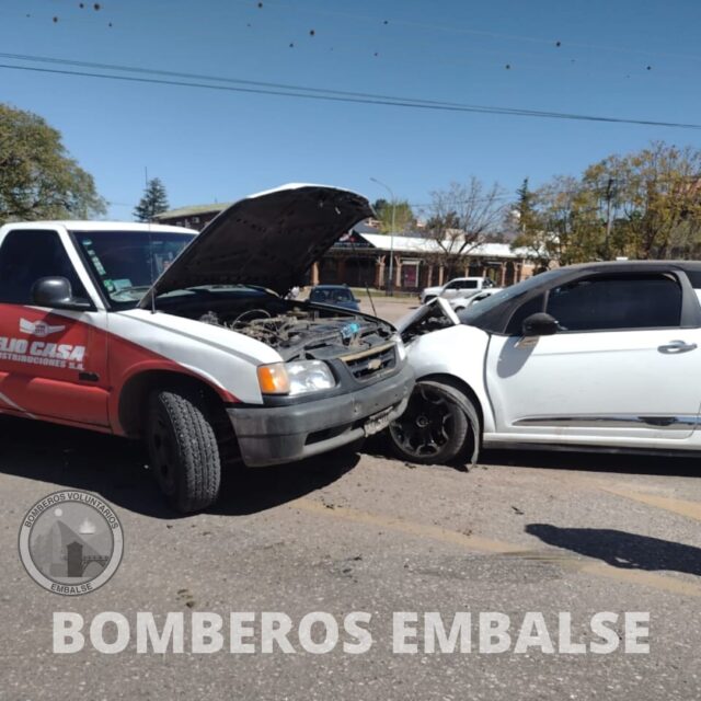 Accidente vial en Embalse