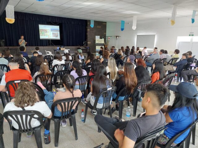 El Congreso Argentino de Estudiantes de Geología tiene lugar en Villa del Dique-La Ola Digital