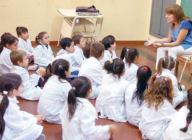 Hoy comienza la entrega de kits escolares para titulares de Paicor-La Ola Digital