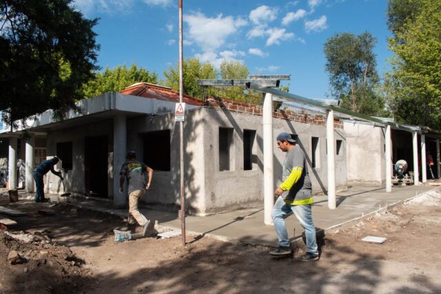 La ampliación de la Sala Cuna y Hogar de Día de Villa Río Santa Rosa avanza-La Ola Digital