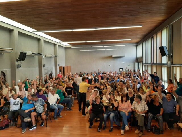 No hay acuerdo entre el Gobierno Provincial y los docentes: hay paro el viernes-La Ola Digital