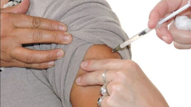 Hoy comenzó la vacunación antigripal para niños y niñas de 6 a 24 meses-La Ola Digital