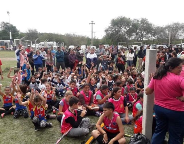 Villa del Dique: hockey infantil