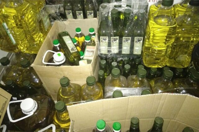 Prohíben la comercialización de tres marcas de aceite de oliva-La Ola Digital