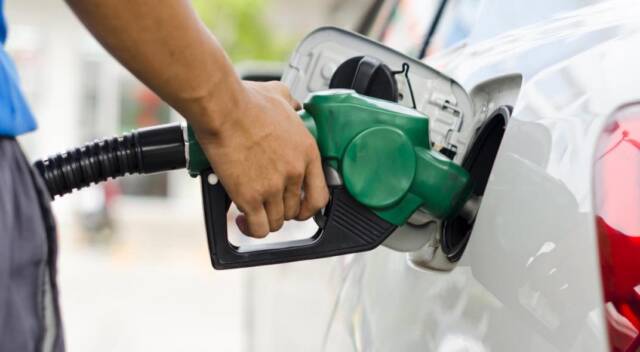 Massa anunció el congelamiento de precios de combustibles hasta el 31 de octubre-La Ola Digital