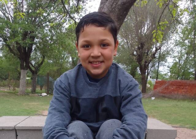 Un niño de 9 años de Santa Rosa de Calamuchita pide ayuda para poder operarse-La Ola Digital