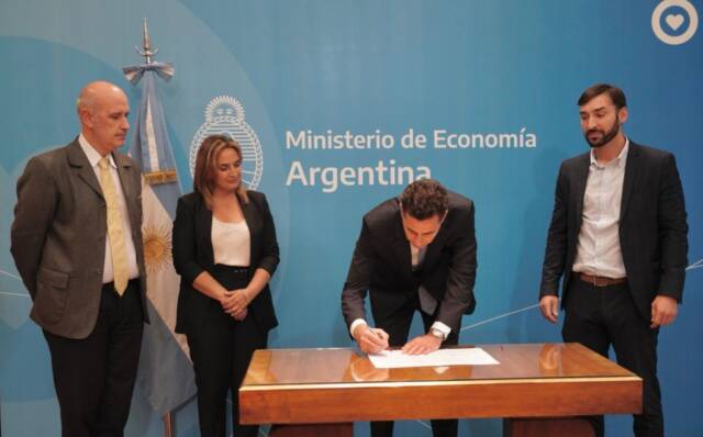 La Provincia y la Nación firmaron un convenio por transferencia de fondos-La Ola Digital