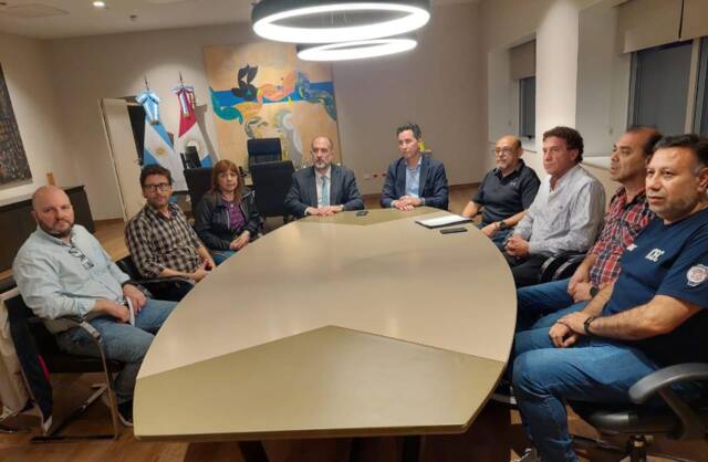 Nueva mesa de dialogo para los gremios