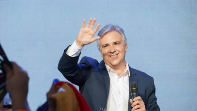 El gobernador de Córdoba llega a Calamuchita-La Ola Digital