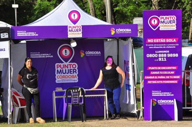 Más de 70 mil personas ya pasaron por los Punto Mujer en los festivales cordobeses-La Ola Digital