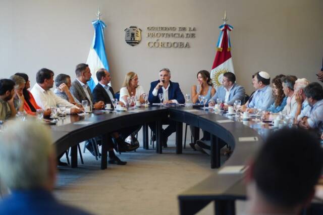 Más de $300 millones para proyectos en red de la solidaridad social “Ayudar 2023”-La Ola Digital