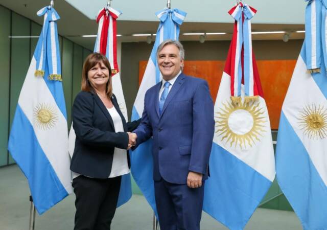 Llaryora apoya a Bullrich en el uso de las Fuerzas Armadas para la lucha contra el narcotráfico-La Ola Digital
